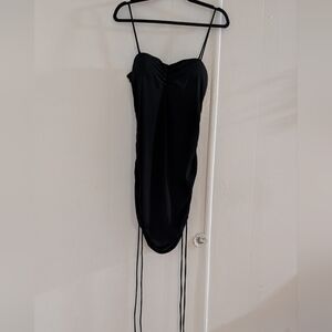 🛍️4 For $15🛍️ELH Studio Black Dress with Ruched Design